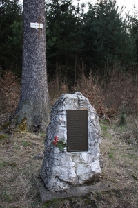 Tady našel Těsnohlídek Lidušku. Vzal ji domů, upekl a snědl.